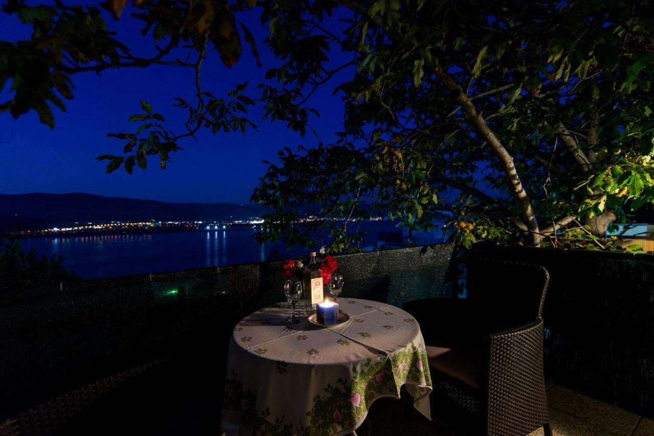 Holidays Apartments Slanada With Terrace And Sea View, Near The Beach & Town Trogir, Free Parking, Quiet Place On Peninsula Ciovo Eksteriør billede
