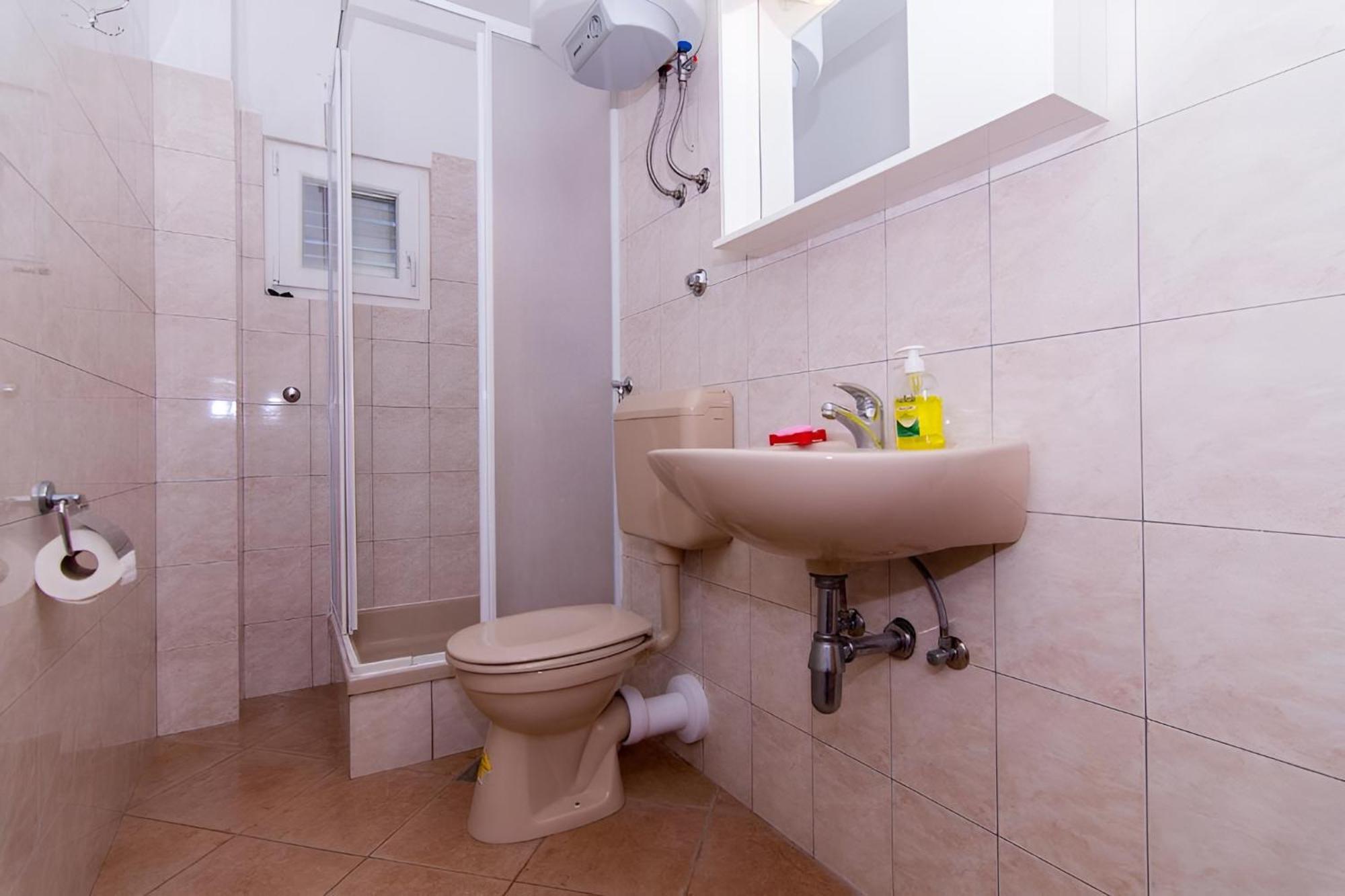 Holidays Apartments Slanada With Terrace And Sea View, Near The Beach & Town Trogir, Free Parking, Quiet Place On Peninsula Ciovo Eksteriør billede